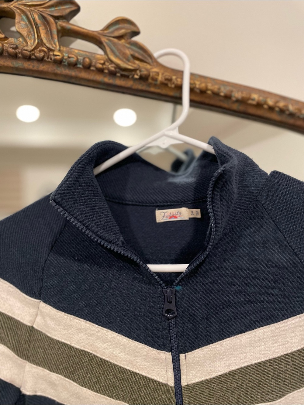 Faherty Navy Legend Chevron Zip-Up Track Jacket XSmall NWOT - Picture 5 of 7